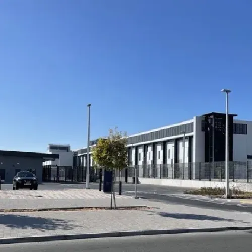 Pure Data Center facility in Abu Dhabi, United Arab Emirates, providing secure and scalable digital infrastructure.